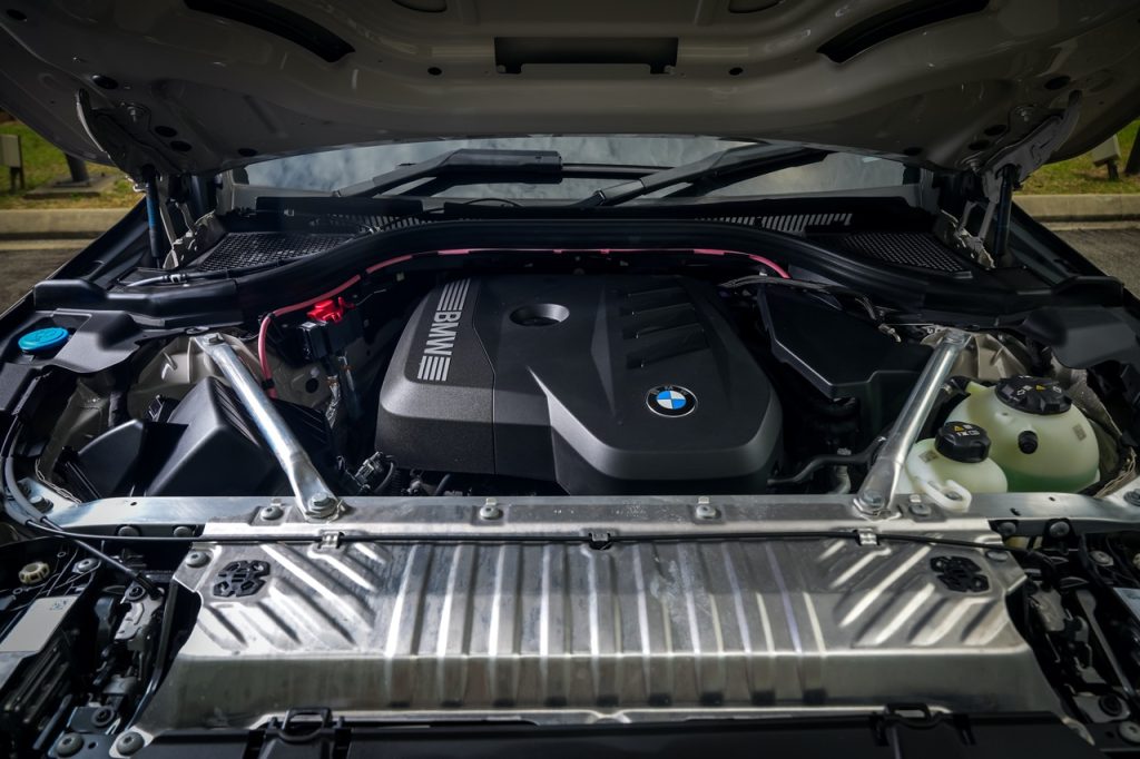 Mercedes-Benz Mungkin Sumber Enjin daripada BMW