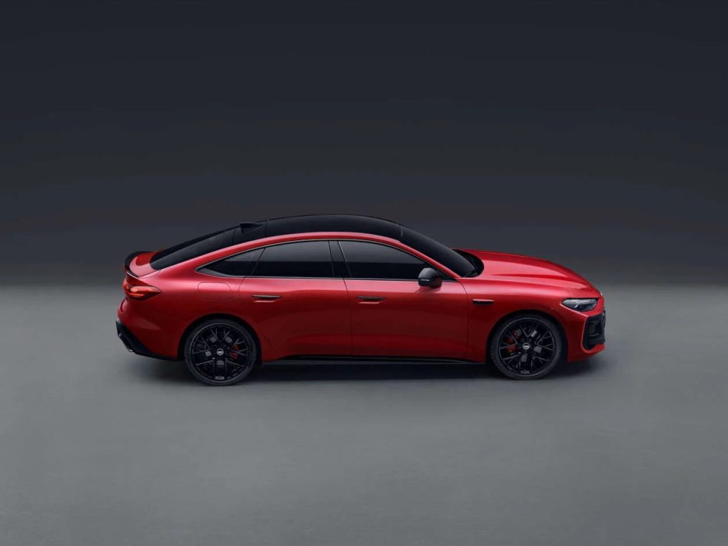 SAIC Audi’s A5L Sportback Sets New Benchmark with Huawei-Enhanced ADAS, Secures Nearly 10,000 Orders on Launch Night