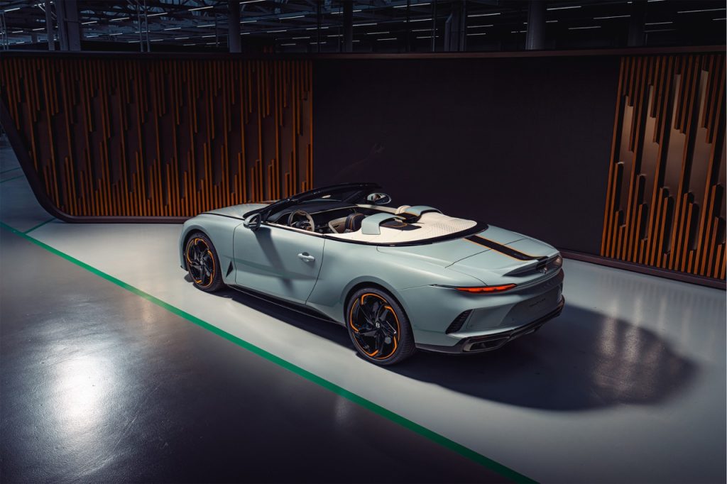 Bentley Unveils First Bespoke Batur Convertible from Mulliner