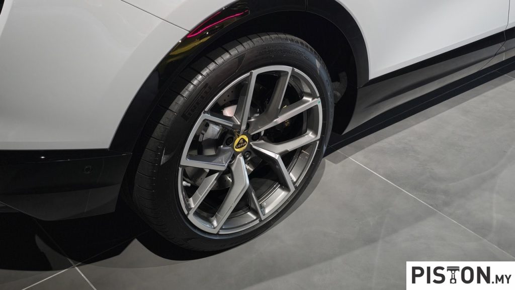 Lotus Malaysia Introduces Refreshed Eletre Line-up with New Variants and Streamlined Options