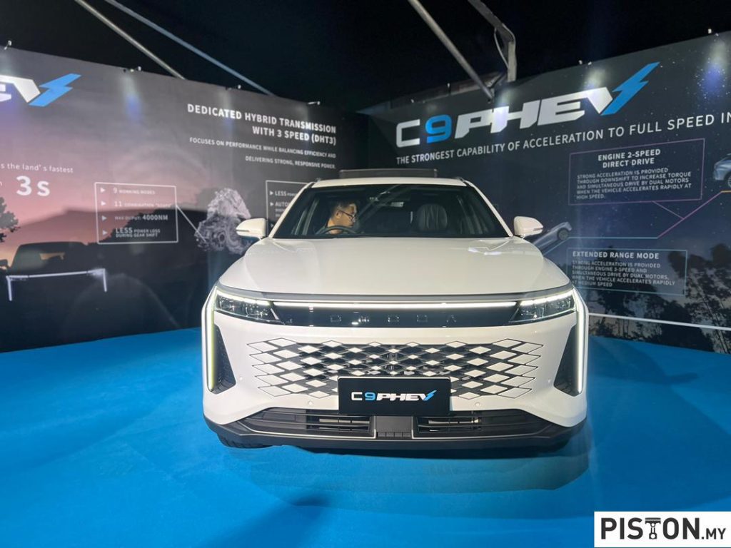 Omoda C9 PHEV Breaks Cover in Malaysia – A Luxury SUV with Supercar Punch