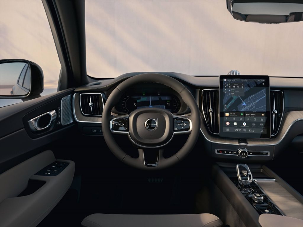 Volvo XC60 Mendapat Kemas Kini Terbaharu di Malaysia