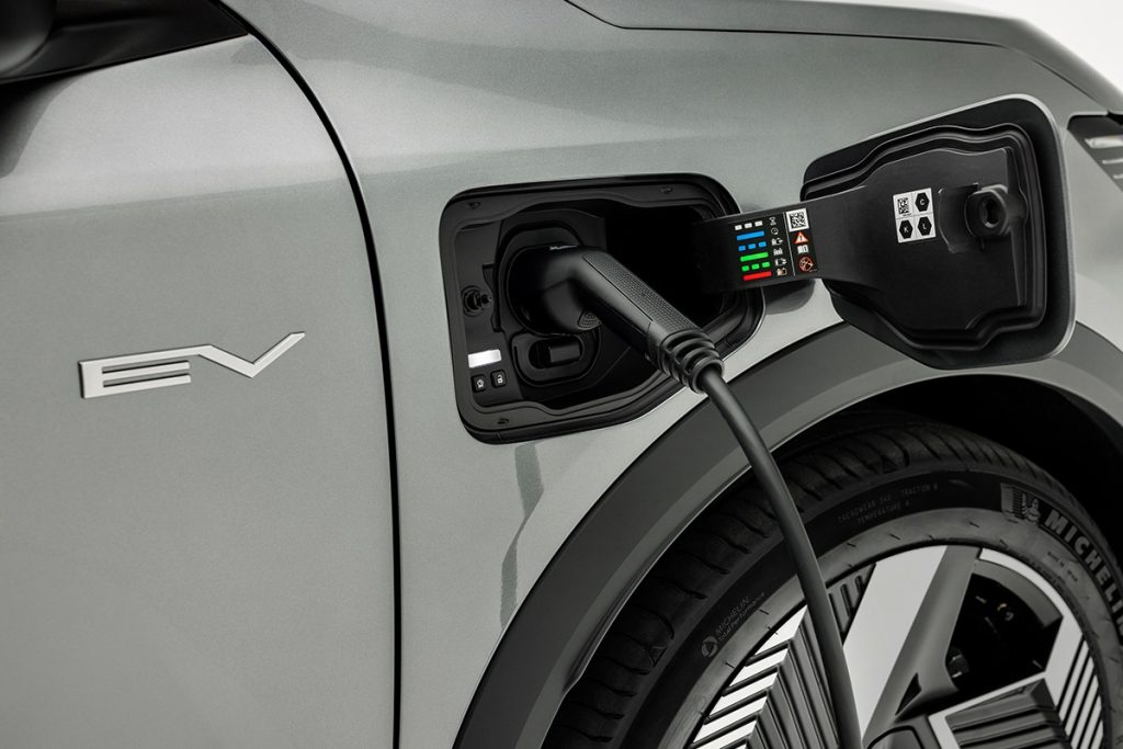 Mitsubishi Prepares All-New Eclipse Cross BEV for Europe in 2025