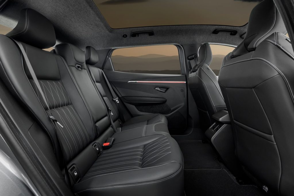 Mitsubishi Bakal Lancar Eclipse Cross BEV Baharu di Eropah Menjelang 2025