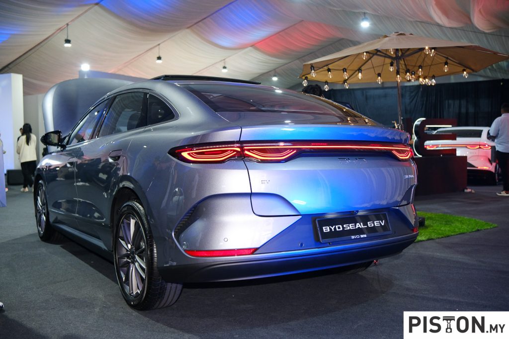 BYD SEAL 6 EV Makes Global Debut in Malaysia – Pricing Starts from RM100,000!
