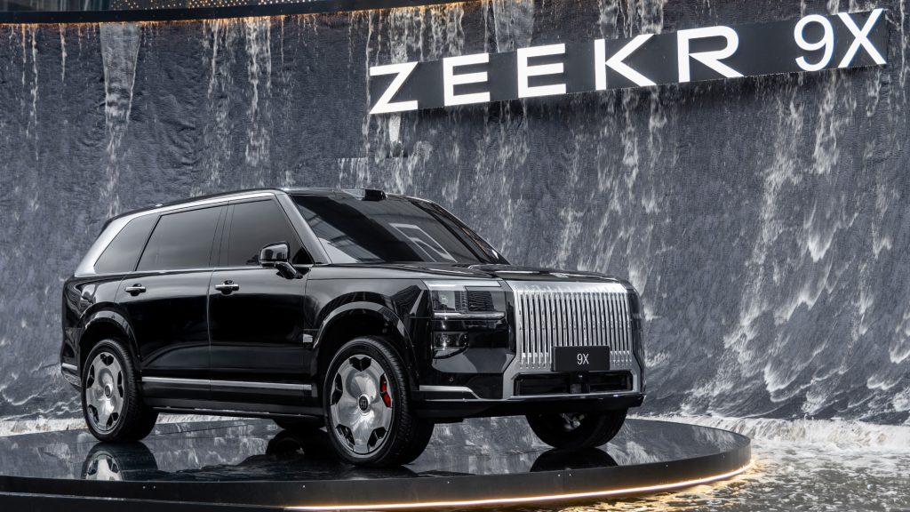 Zeekr 9X PHEV SUV Debuts in China with 1,381hp and Up to 1,250km Range