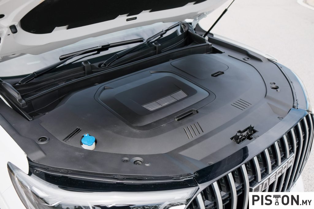 Review: Jaecoo J8 AWD Redefines Premium Cars