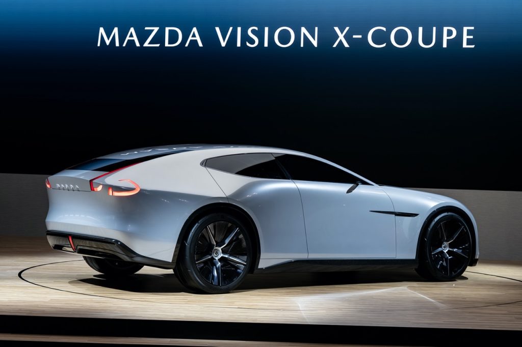 Mazda Perkenal Dua Model Konsep Baharu di Japan Mobility Show 2025