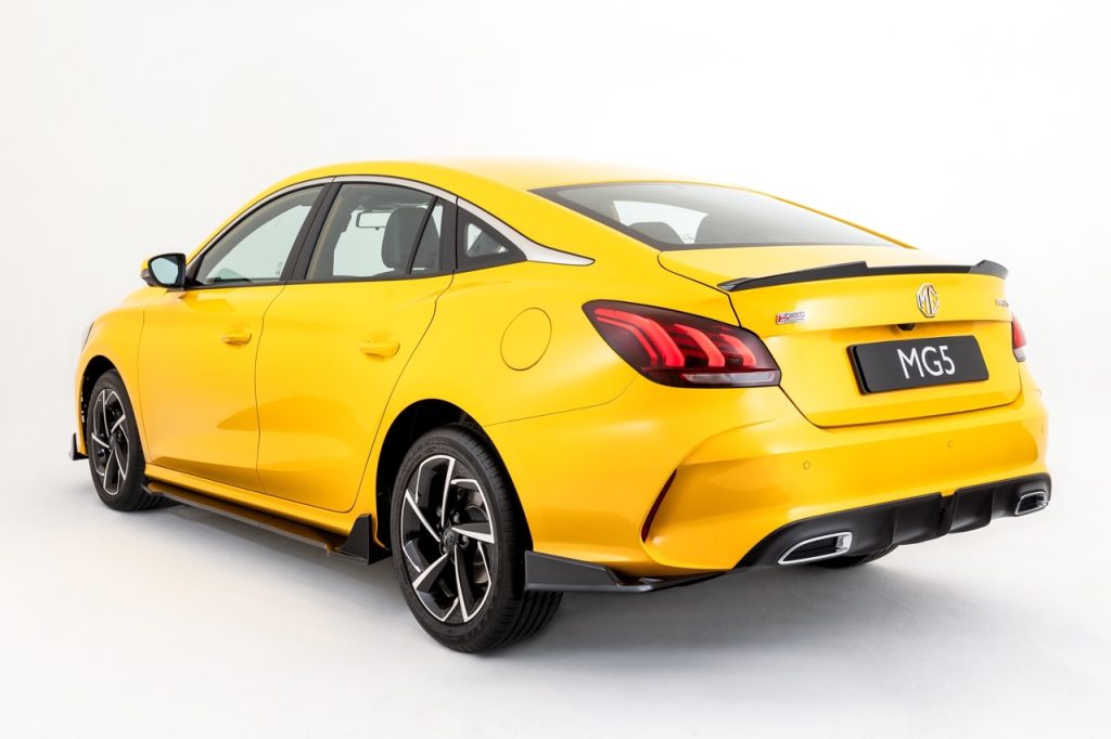 MG5 X Edition dan MG4 101 Edition Diperkenalkan di Roadshow Dare to Love MG