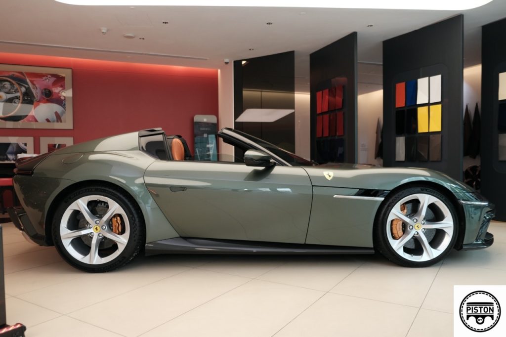 Review: Ferrari 12Cilindri Spider – Drop Top Gorgeous
