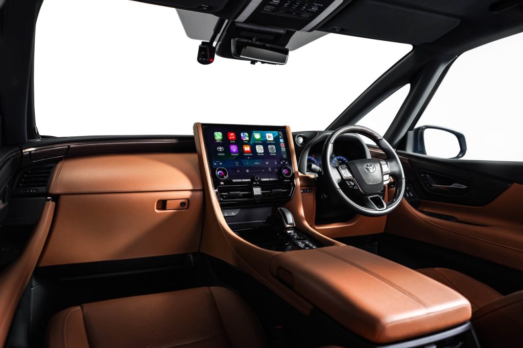 Toyota Vellfire 2.5 HEV Executive Lounge Rasmi Dilancarkan di Malaysia
