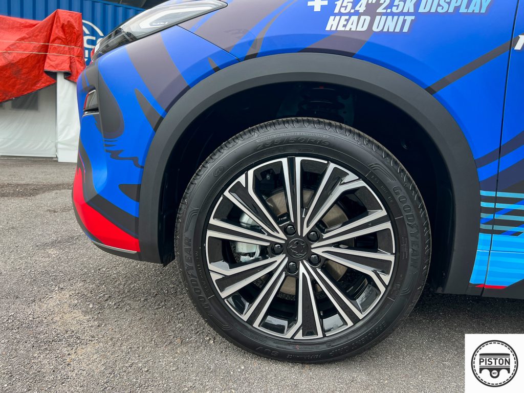 Butiran Penuh Proton eMas 7 PHEV 2026, Jarak Gerak Hingga 996 km