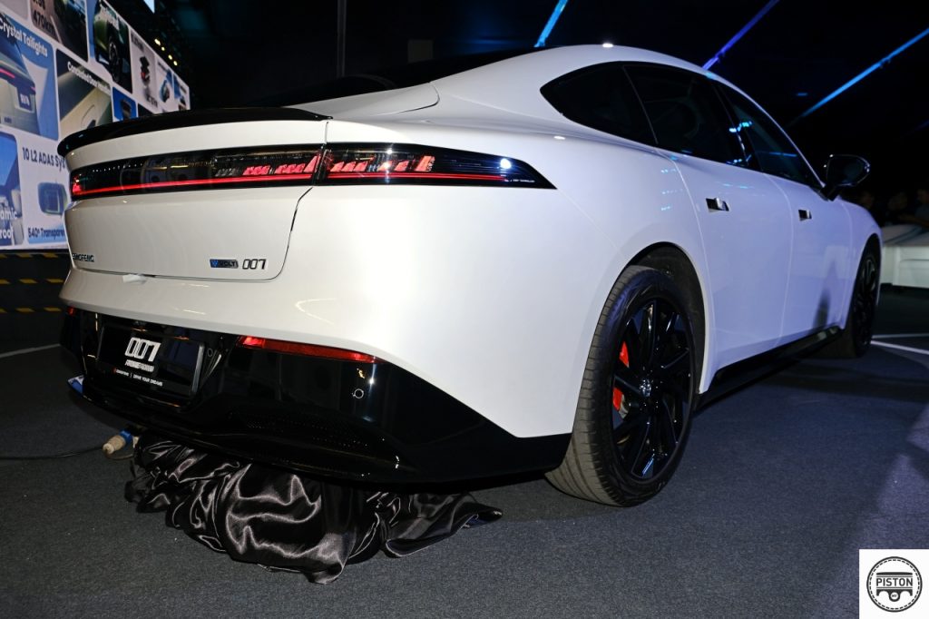Dongfeng 007 Dilancarkan Di Malaysia Dari RM161k, Lawan BYD Seal Dan Tesla Model 3