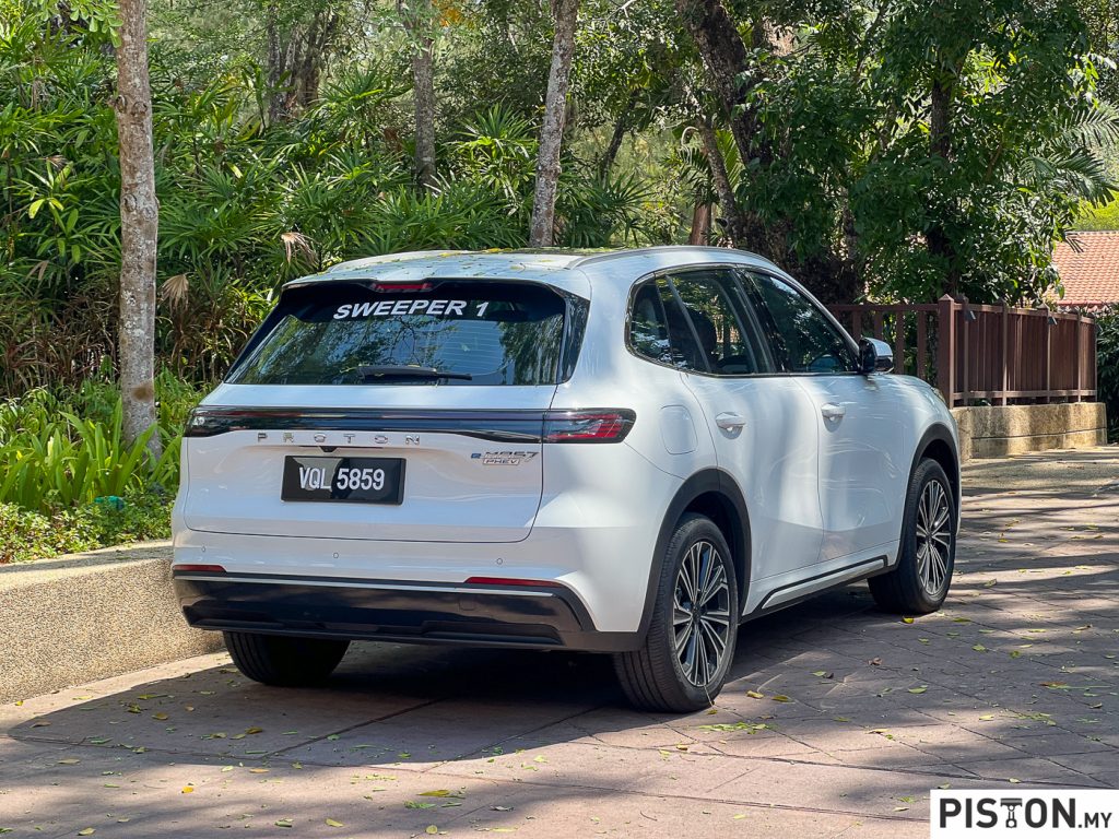 Review: Proton e.MAS 7 PHEV – Much More Than Just Good Looks