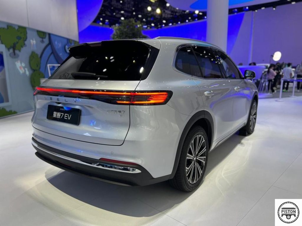 Geely Galaxy Starship 7 Elektrik Sepenuhnya Dipamerkan Di Auto China 2026 Dengan Bateri Baharu, Bakal Menjadi Naik Taraf Untuk Emas 7 BEV?
