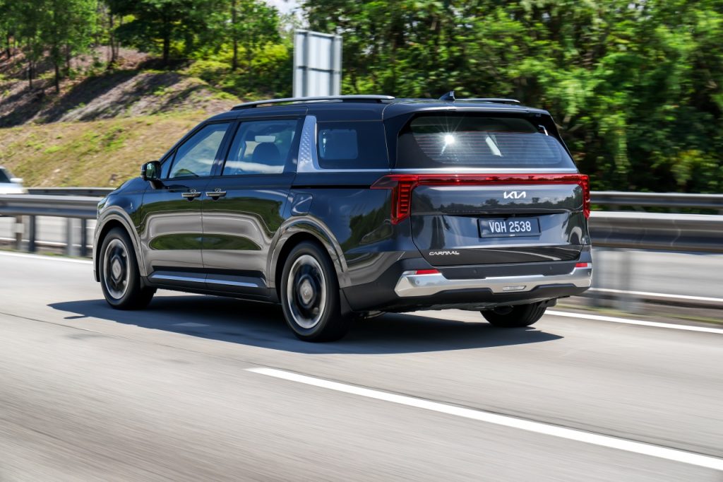 Kia Sales Malaysia Throws In RM 6,000 Worth Of Diesel For Kia Carnival Buyers