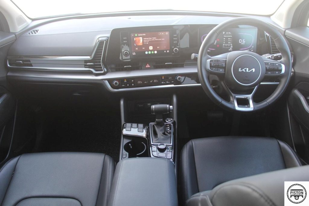 2026 Kia Sportage 2.0 High Review – An honest-to-goodness, back to basics SUV that just lacks a little glitz