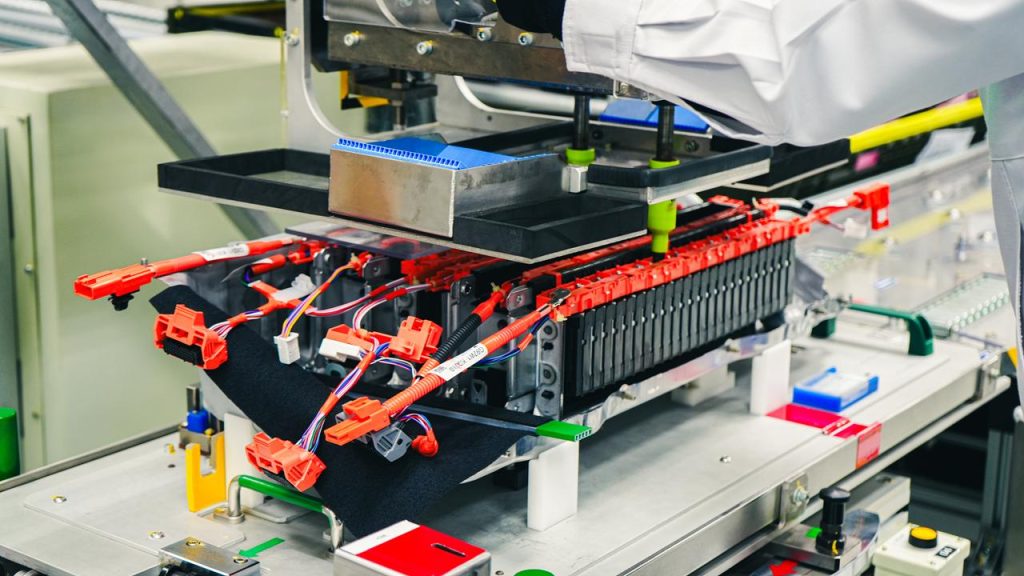 Chinese Team Achieves Zero Thermal Runaway Sodium Battery, Safer Alternative to Lithium-Ion Packs