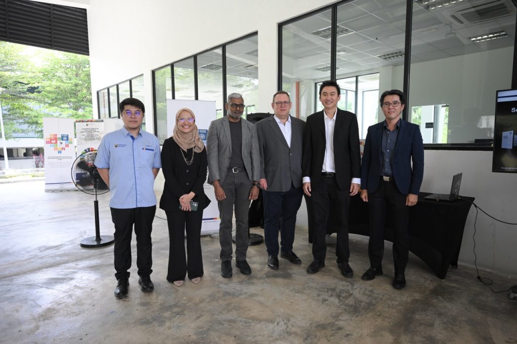 BMW Group Malaysia dan Universiti Malaya Memperkasakan Luar Bandar Malaysia Dengan Bateri Hayat Kedua