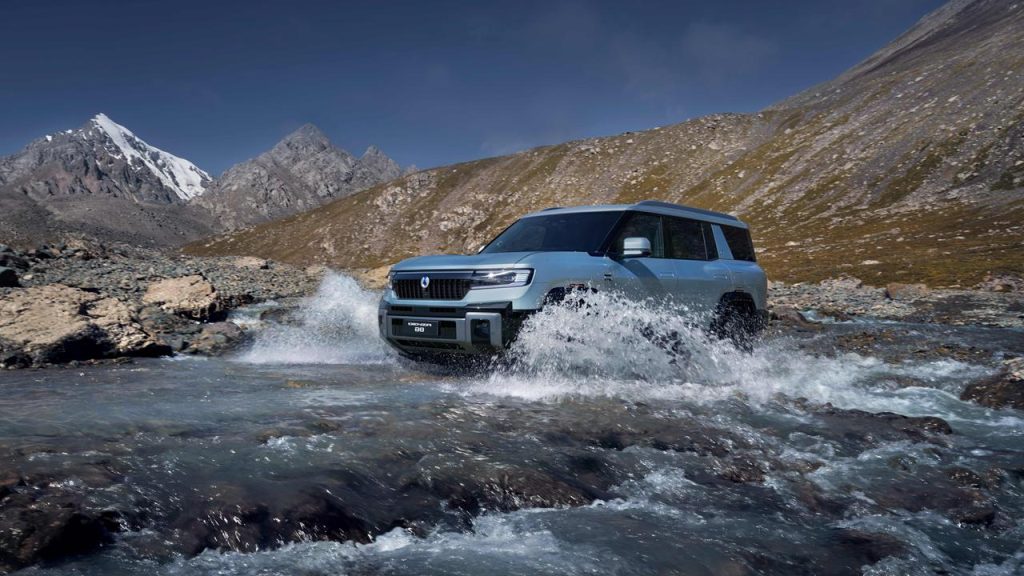 Could A Refreshed Denza B8 In Malaysia Get This Trick Three-Wheel Driving Mode?