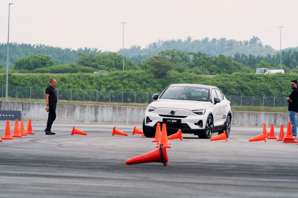 Volvo Selamat Driving Experience: Safety Tech Membantu, Tapi Kemahiran Pemandu Masih Penting
