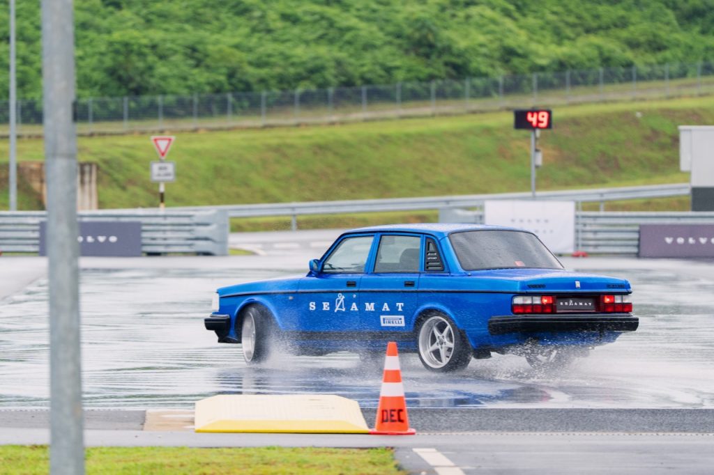 Volvo Selamat Driving Experience: Safety Tech Membantu, Tapi Kemahiran Pemandu Masih Penting