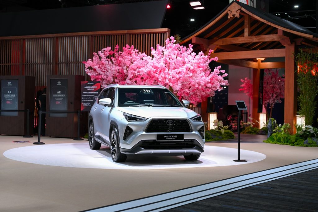 Masih Sempat Ke KLIMS 2026: Toyota Pamer Corolla Concept, IMV Origin Dan GR