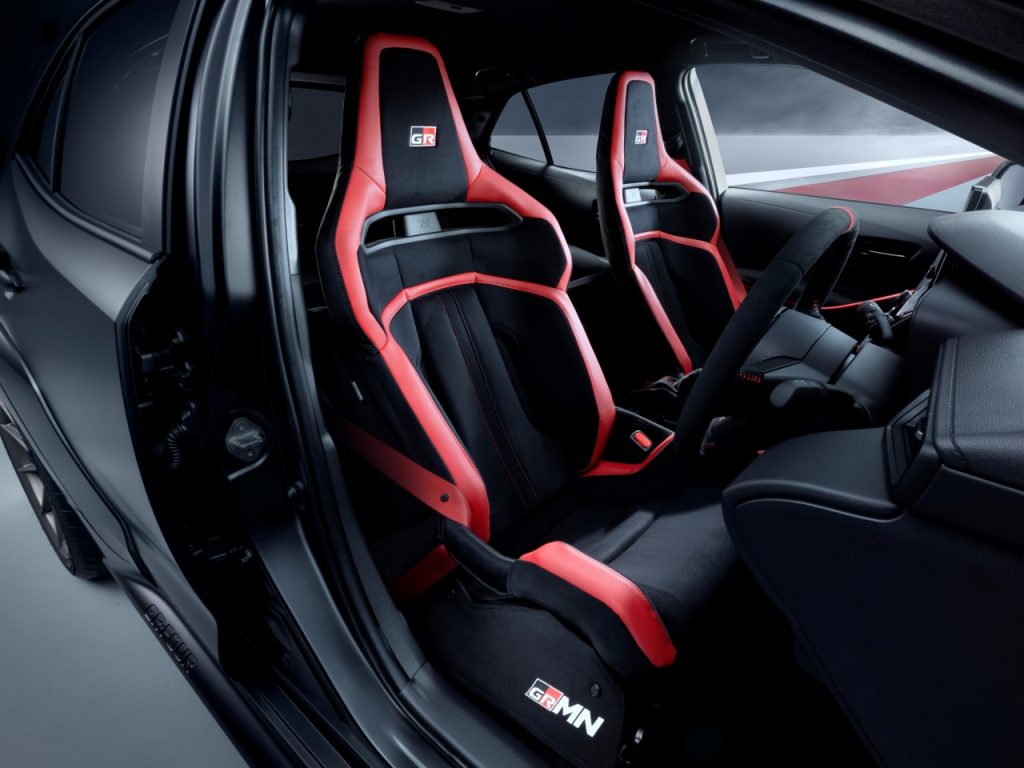 Toyota GRMN Corolla Revealed – Hardcore 2-Seat Hot Hatch, 6MT, 305 PS/415 Nm