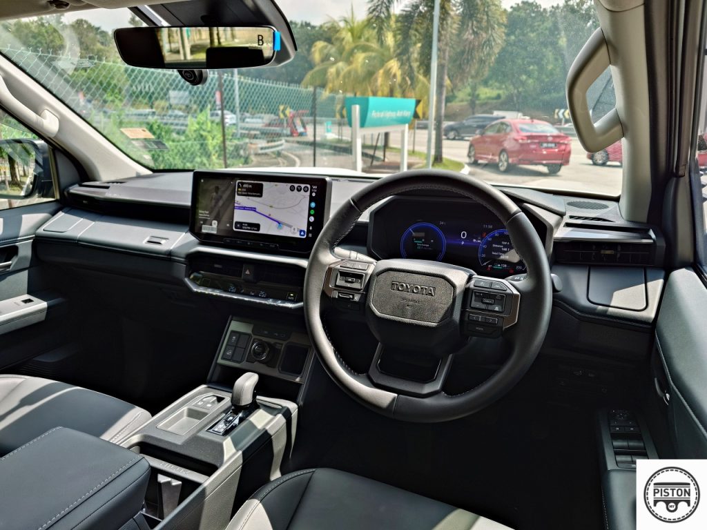 Review: Toyota Hilux BEV – A Convincing Electric Pickup, But For Whom?